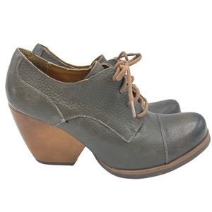 Korks By Kork Ease Roana Pebbled Leather Lace Up Heeled Booties Brown 6